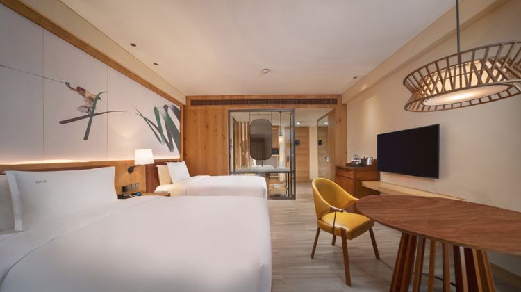 Holiday Inn Jilin Beidahu Room