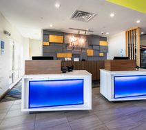 Holiday Inn Express & Suites Dallas NE Exterior