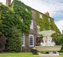Park House Hotel Exterior