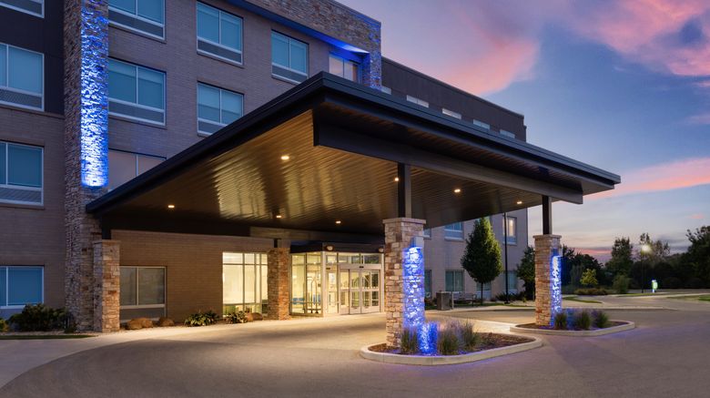 <b>Holiday Inn Express & Stes Madison West Exterior</b>. Images powered by <a href="https://www.leonardoworldwide.com/" title="Leonardo Worldwide" target="_blank">Leonardo</a>.