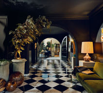 Domaine La Butte aux Bois Lobby