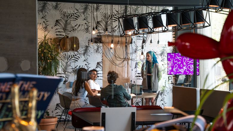 <b>Moxy Utrecht Meeting</b>. Images powered by <a href="https://www.leonardoworldwide.com/" title="Leonardo Worldwide" target="_blank">Leonardo</a>.