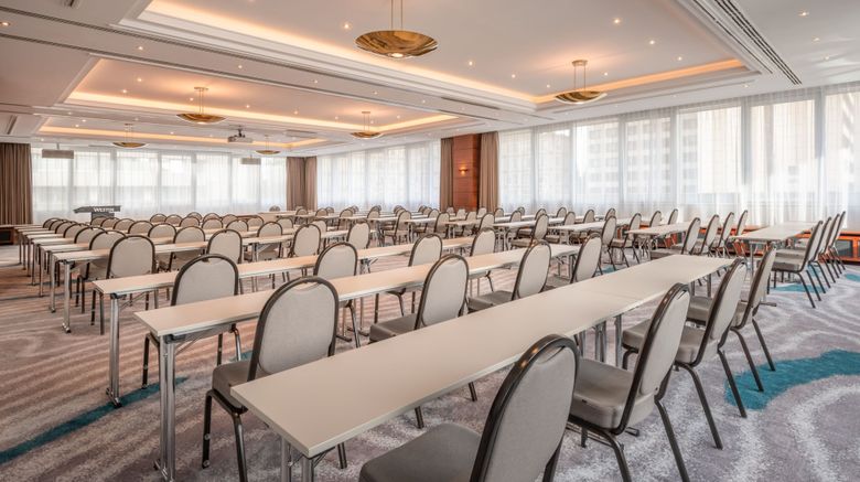 <b>The Westin Grand Munich Meeting</b>. Images powered by <a href="https://www.leonardoworldwide.com/" title="Leonardo Worldwide" target="_blank">Leonardo</a>.