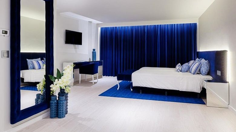 <b>Hotel Cristal Porto Room</b>. Images powered by <a href="https://www.leonardoworldwide.com/" title="Leonardo Worldwide" target="_blank">Leonardo</a>.