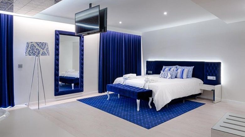 <b>Hotel Cristal Porto Room</b>. Images powered by <a href="https://www.leonardoworldwide.com/" title="Leonardo Worldwide" target="_blank">Leonardo</a>.