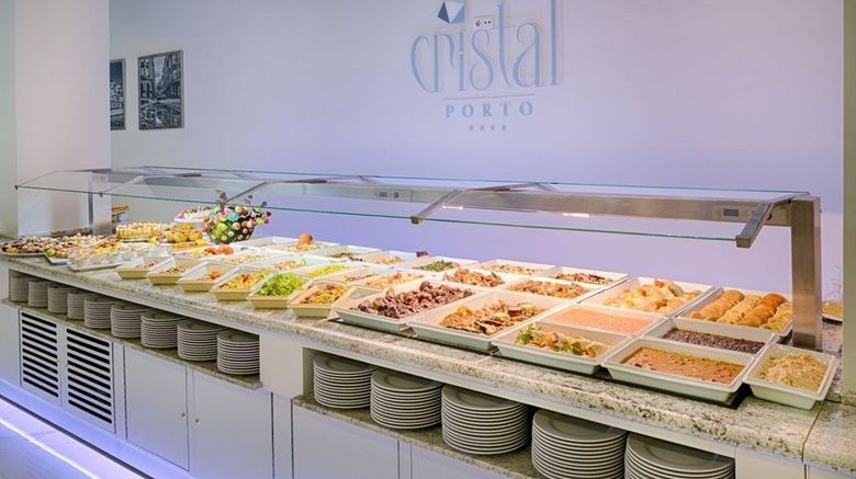 <b>Hotel Cristal Porto Restaurant</b>. Images powered by <a href="https://www.leonardoworldwide.com/" title="Leonardo Worldwide" target="_blank">Leonardo</a>.