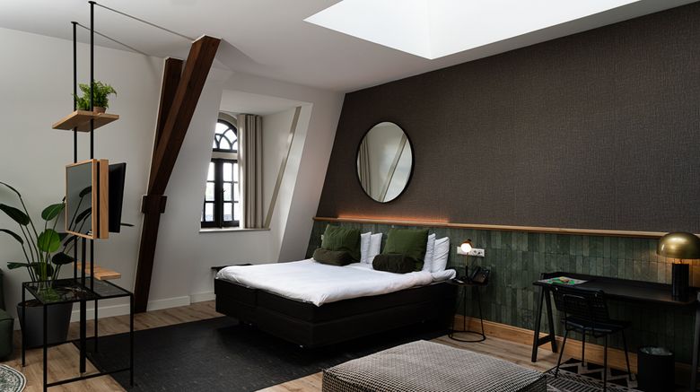 <b>Hotel Botanique Suite</b>. Images powered by <a href="https://www.leonardoworldwide.com/" title="Leonardo Worldwide" target="_blank">Leonardo</a>.