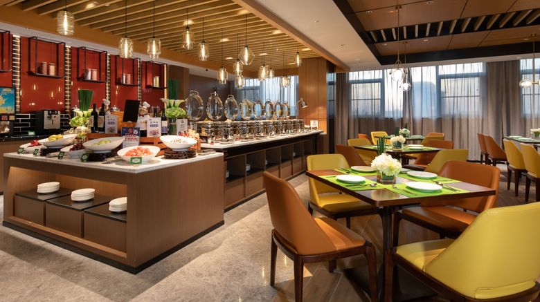 <b>Hampton Yangzhou East Railway Station Restaurant</b>. Images powered by <a href="https://www.leonardoworldwide.com/" title="Leonardo Worldwide" target="_blank">Leonardo</a>.
