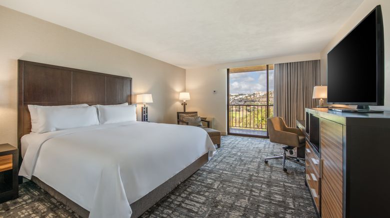 <b>Crowne Plaza Mission Valley Room</b>. Images powered by <a href="https://www.leonardoworldwide.com/" title="Leonardo Worldwide" target="_blank">Leonardo</a>.