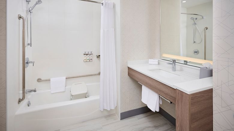<b>Holiday Inn Express Hamilton-Upper James Room</b>. Images powered by <a href="https://www.leonardoworldwide.com/" title="Leonardo Worldwide" target="_blank">Leonardo</a>.