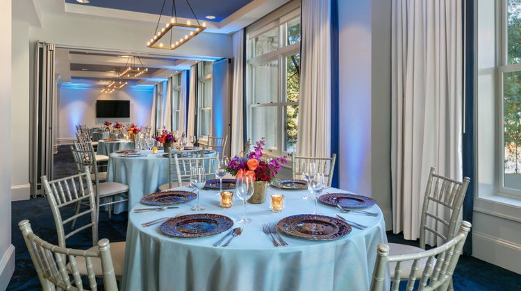 Glenn Hotel, Autograph Collection Meeting