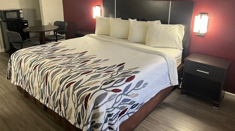<b>Red Roof Inn Rockingham Room</b>. Images powered by <a href="https://www.leonardoworldwide.com/" title="Leonardo Worldwide" target="_blank">Leonardo</a>.