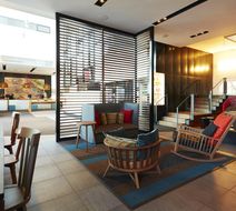 ALT Hotel Quartier DIX30 Lobby