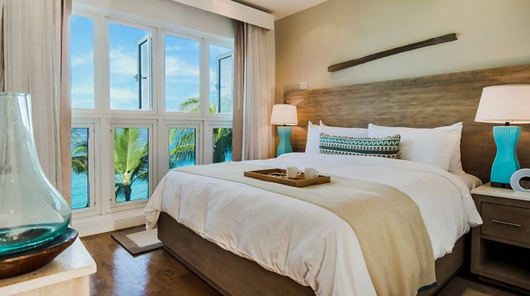 Waves Resort & Spa, Autograph Collection Room