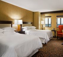 Sheraton Springfield Monarch Place Hotel Room