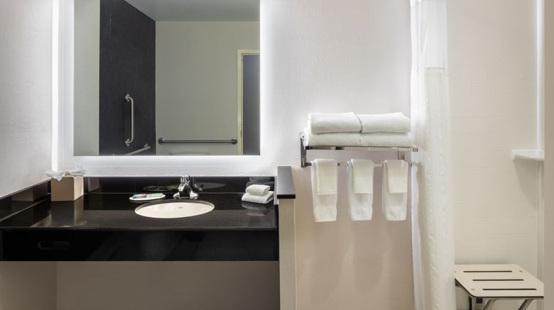 <b>Fairfield Inn & Suites Columbus Dublin Room</b>. Images powered by <a href="https://www.leonardoworldwide.com/" title="Leonardo Worldwide" target="_blank">Leonardo</a>.