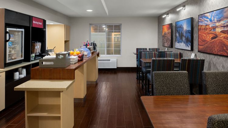 TownePlace Suites by Marriott Restaurant
