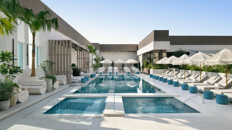 <b>Sheraton Grand Hotel Dubai Pool</b>. Images powered by <a href="https://www.leonardoworldwide.com/" title="Leonardo Worldwide" target="_blank">Leonardo</a>.