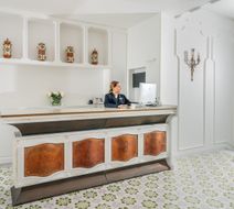 Hotel Belair Lobby