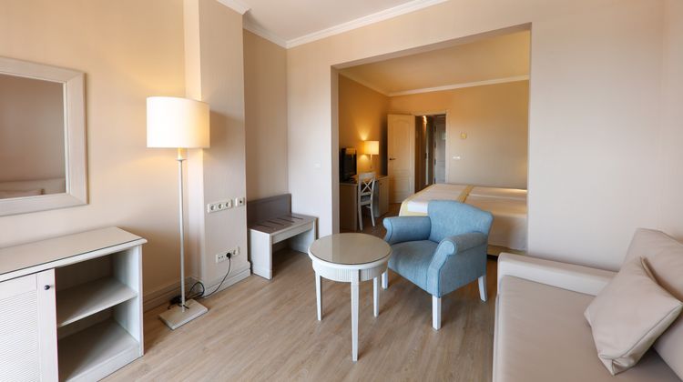 Iberostar Waves Malaga Playa Room