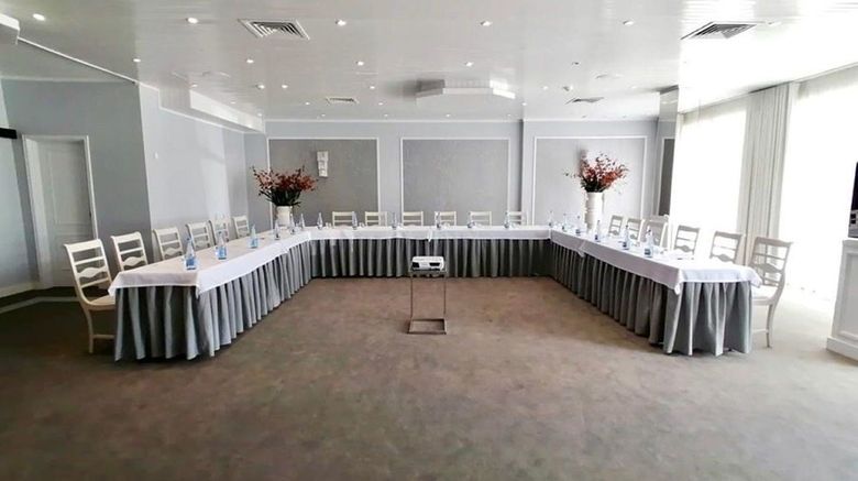 <b>Hotel Cristal Marinha Meeting</b>. Images powered by <a href="https://www.leonardoworldwide.com/" title="Leonardo Worldwide" target="_blank">Leonardo</a>.