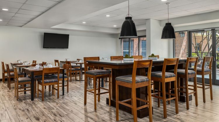 Four Points by Sheraton Greensboro Arpt Restaurant