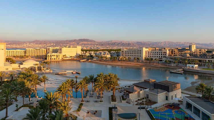 Al Qidra Hotel Pool
