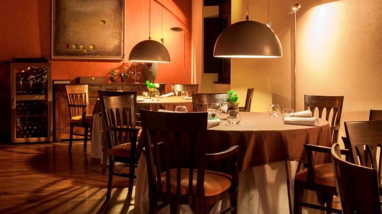 AC Hotel Palacio de Santa Ana Restaurant