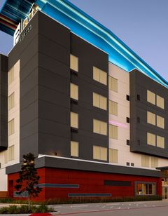 Aloft Houston Shenandoah