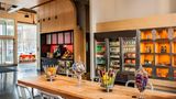 Aloft Long Island City-Manhattan View Restaurant