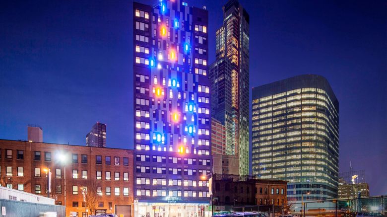 Aloft Long Island City-Manhattan View Exterior. Images powered by <a href="https://www.leonardoworldwide.com" target="_blank" rel="noopener">Leonardo</a>.