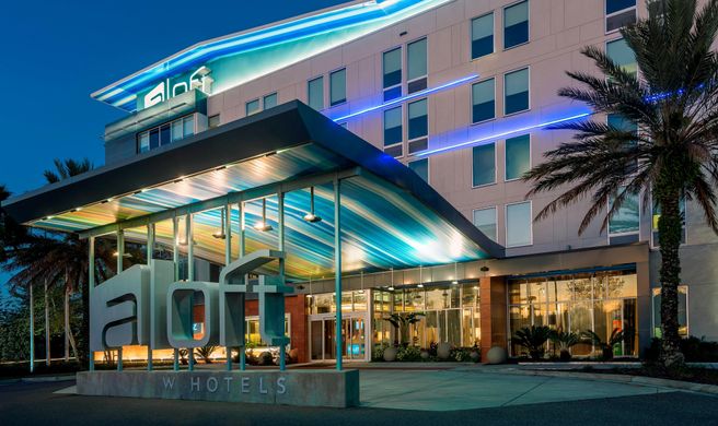 aloft Jacksonville Airport Exterior
