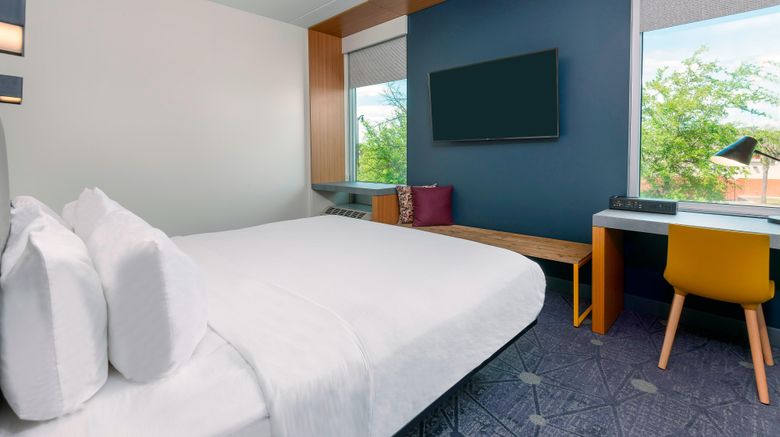 <b>aloft Jacksonville Airport Room</b>. Images powered by <a href="https://www.leonardoworldwide.com/" title="Leonardo Worldwide" target="_blank">Leonardo</a>.
