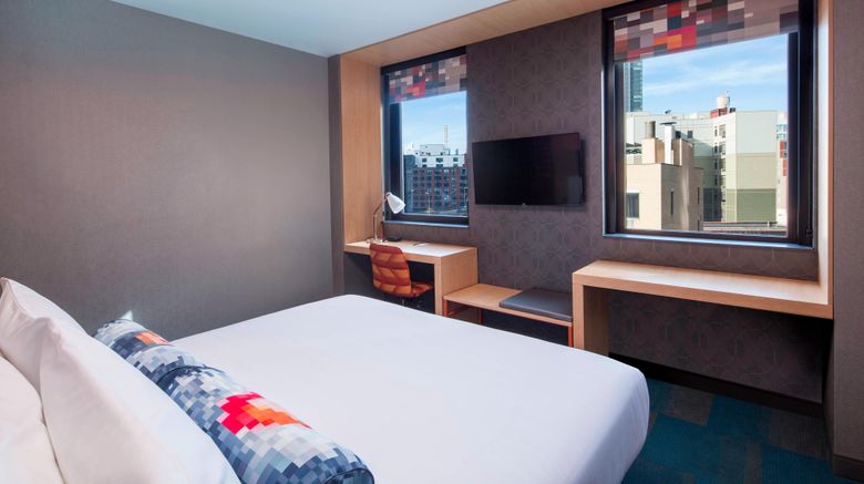 <b>Aloft Long Island City-Manhattan View Room</b>. Images powered by <a href="https://www.leonardoworldwide.com/" title="Leonardo Worldwide" target="_blank">Leonardo</a>.
