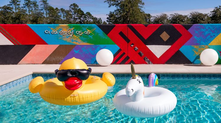 aloft Jacksonville Airport Pool