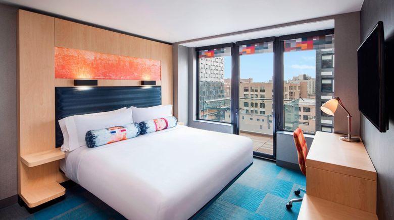 <b>Aloft Long Island City-Manhattan View Room</b>. Images powered by <a href="https://www.leonardoworldwide.com/" title="Leonardo Worldwide" target="_blank">Leonardo</a>.