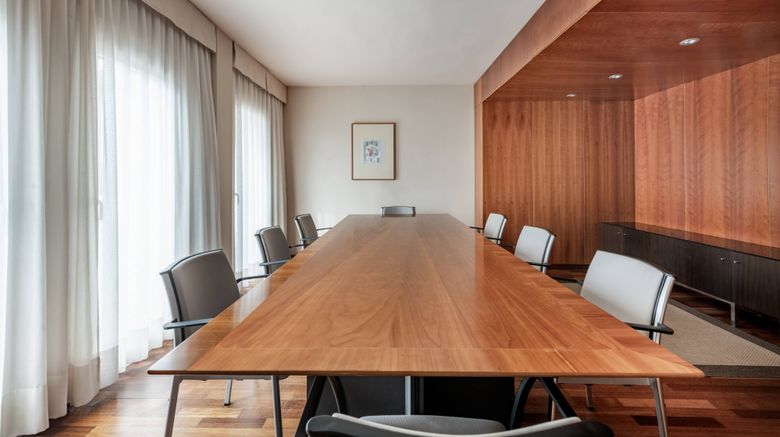 <b>AC Hotel La Linea Meeting</b>. Images powered by <a href="https://www.leonardoworldwide.com/" title="Leonardo Worldwide" target="_blank">Leonardo</a>.