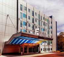 Aloft New York LaGuardia Airport Exterior