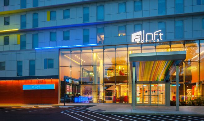 Aloft New York LaGuardia Airport Exterior
