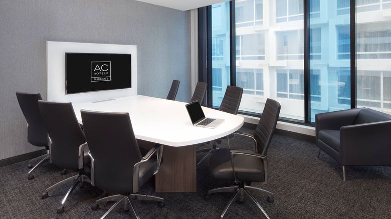 <b>AC Hotel Montreal Downtown Meeting</b>. Images powered by <a href="https://www.leonardoworldwide.com/" title="Leonardo Worldwide" target="_blank">Leonardo</a>.