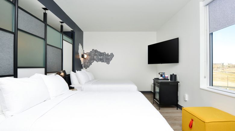 <b>aloft North Kansas City Room</b>. Images powered by <a href="https://www.leonardoworldwide.com/" title="Leonardo Worldwide" target="_blank">Leonardo</a>.