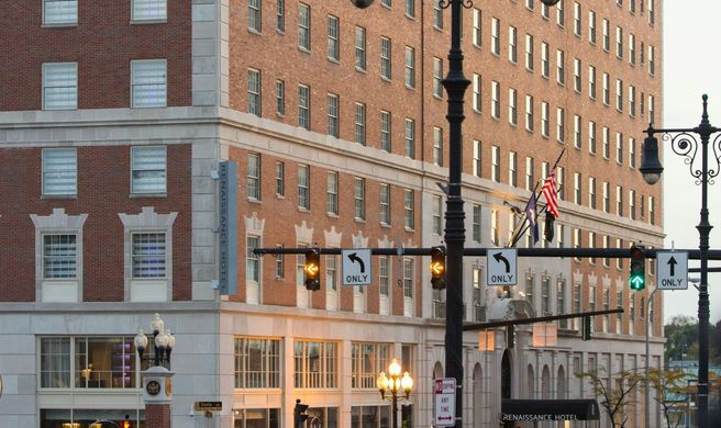 Renaissance Albany Hotel Exterior