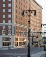 Renaissance Albany Hotel