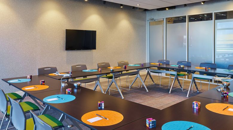 <b>Aloft Miami Airport Meeting</b>. Images powered by <a href="https://www.leonardoworldwide.com/" title="Leonardo Worldwide" target="_blank">Leonardo</a>.