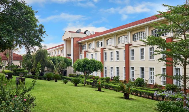 Protea Hotel Ryalls Exterior