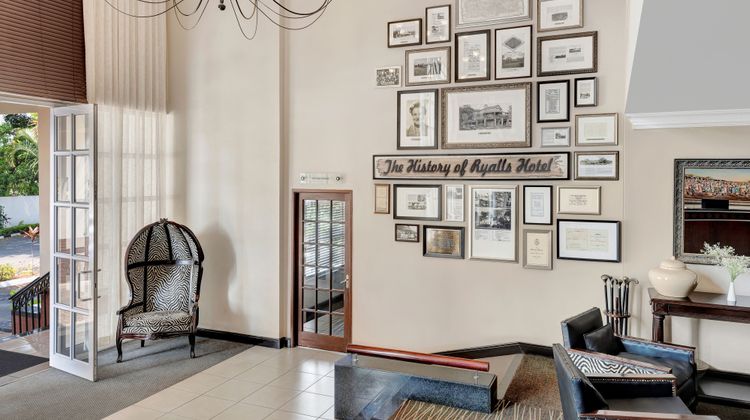 Protea Hotel Ryalls Lobby