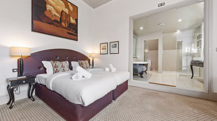 Harte & Garter Hotel & Spa Room