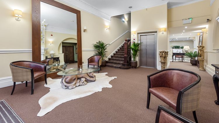 Harte & Garter Hotel & Spa Lobby