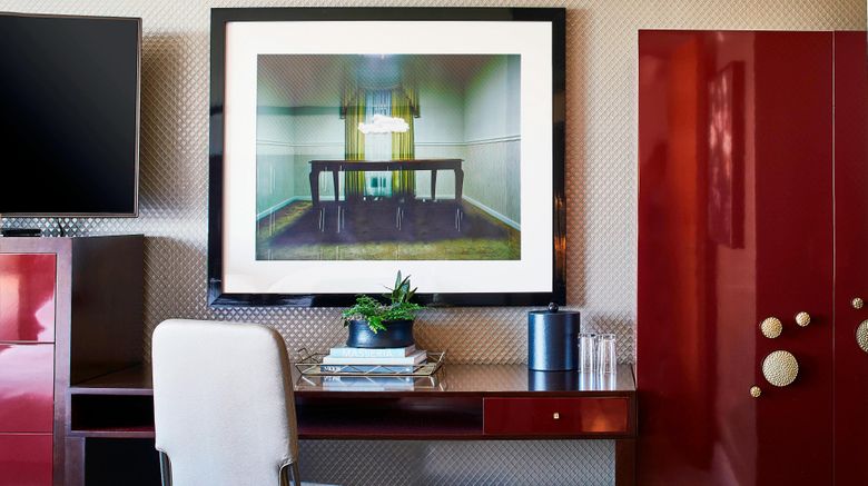 <b>Renaissance Atlanta Midtown Hotel Suite</b>. Images powered by <a href="https://www.leonardoworldwide.com/" title="Leonardo Worldwide" target="_blank">Leonardo</a>.