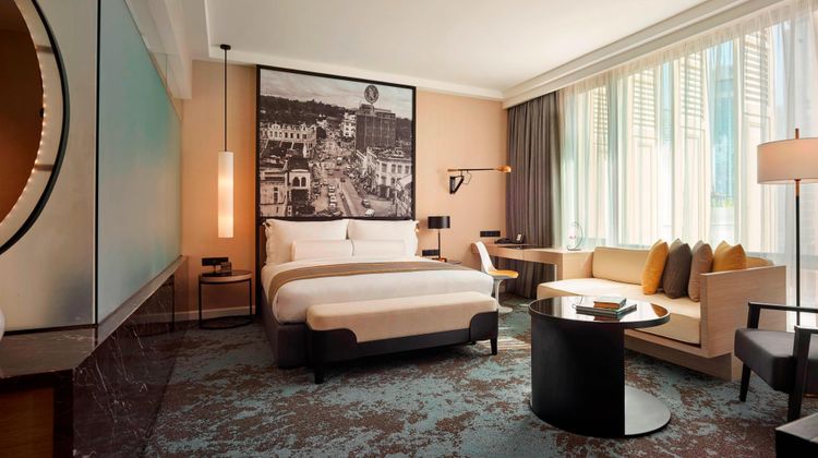 Hotel Stripes, Autograph Collection Suite